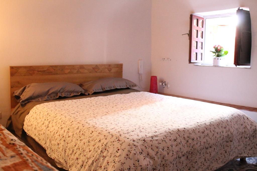 Treasures Apartment Catania Bagian luar foto